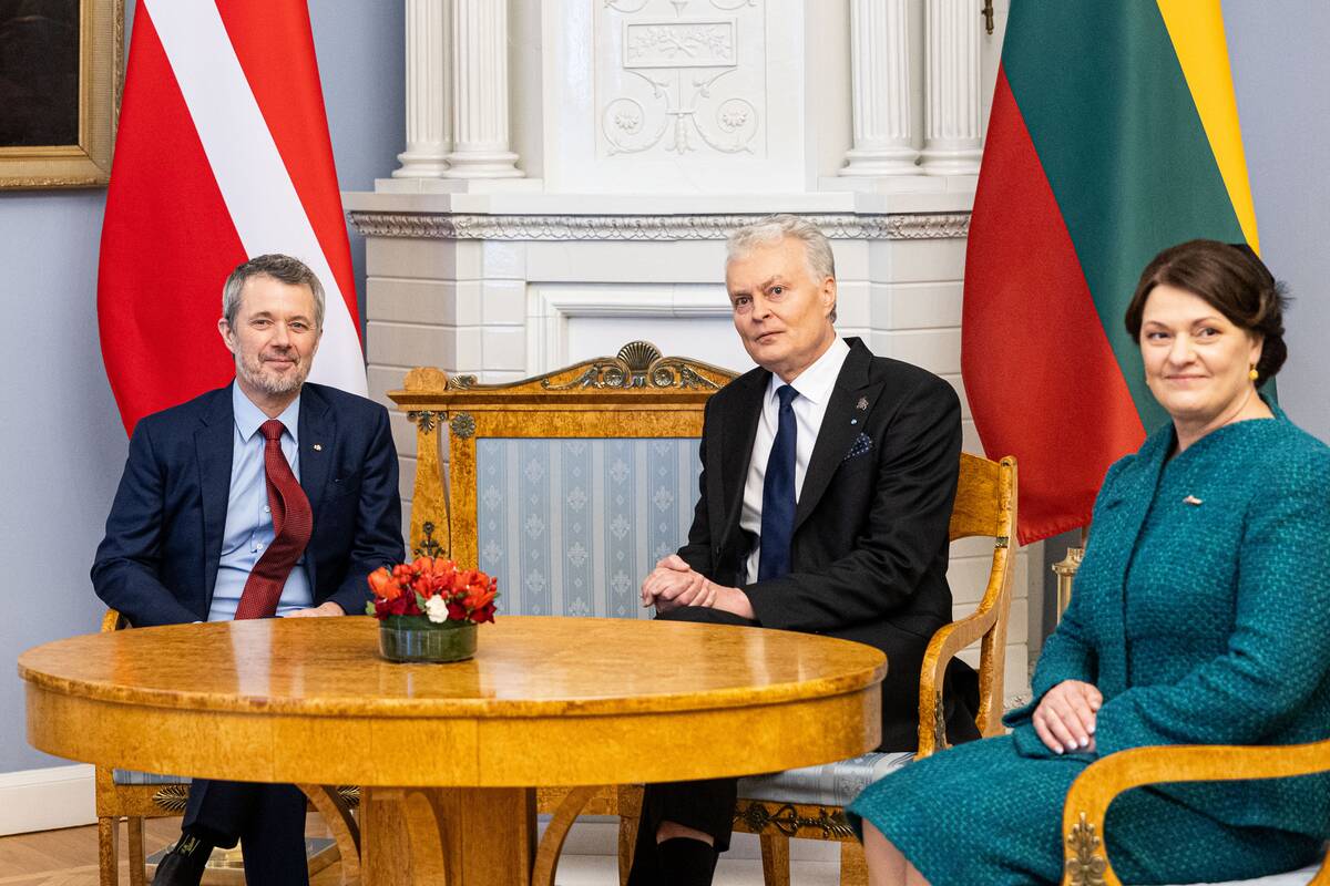 Danijos karaliaus ir karalienės oficiali pasitikimo ceremonija Prezidentūroje