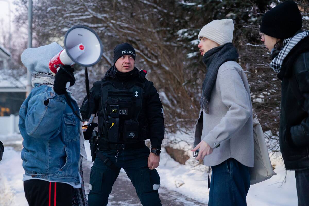 Prie JAV ambasados – protestas prieš Trumpo užsienio politiką Grenlandijos atžvilgiu