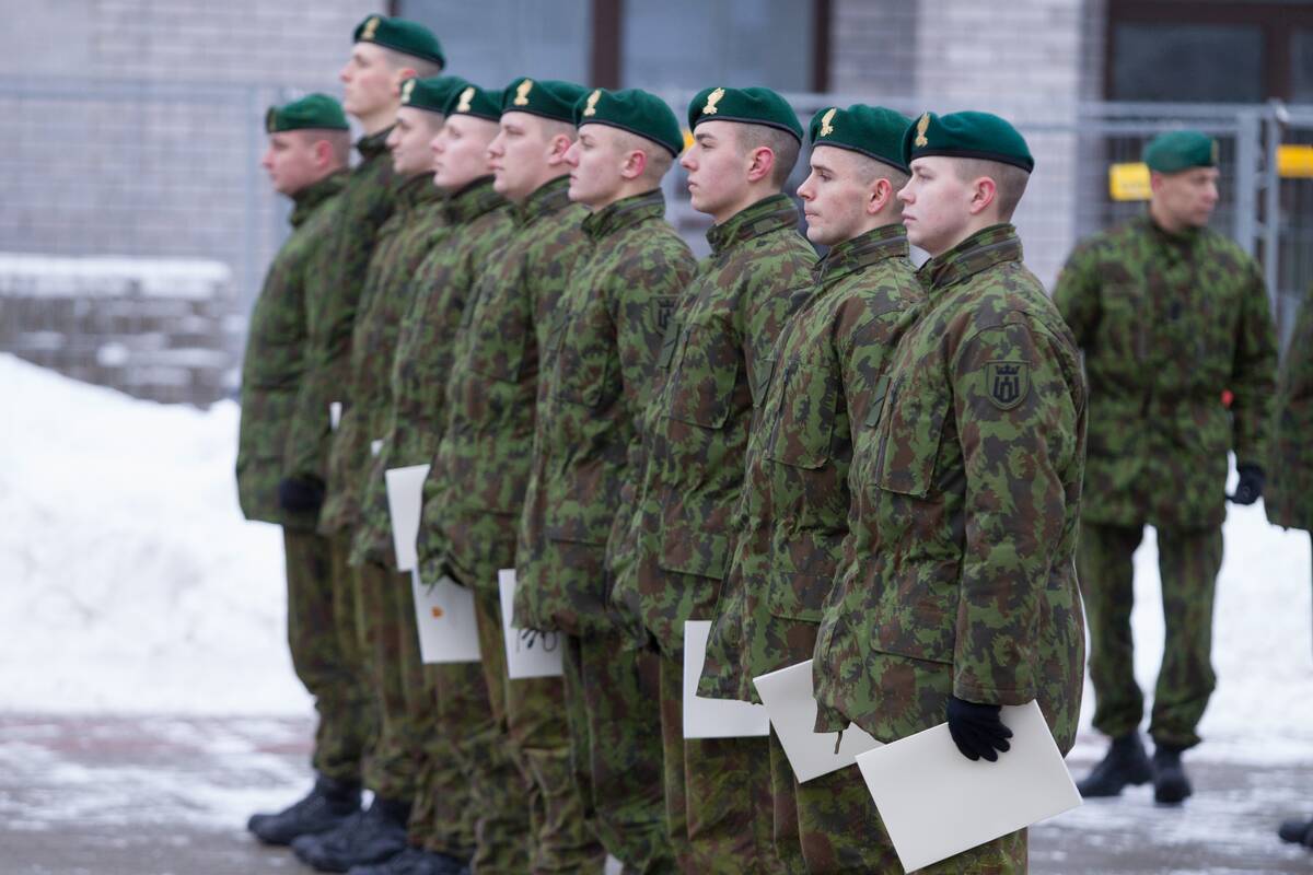 Nuo šaukimo pertvarkos iki pensijų reformos: devyni svarbiausi pokyčiai, įsigaliojantys nuo Naujųjų