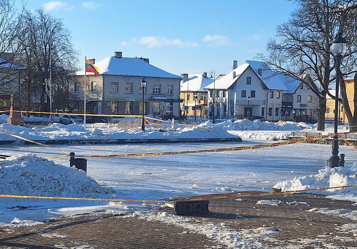 Idėja neišsipildė: Kretingos Rotušės aikštėje ledo čiuožyklos nebus