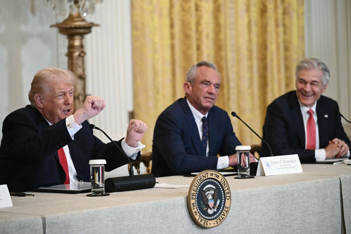 Donaldas Trumpas sako galįs įvesti muitus šalims, kurios nepalaiko jo planų dėl Grenlandijos