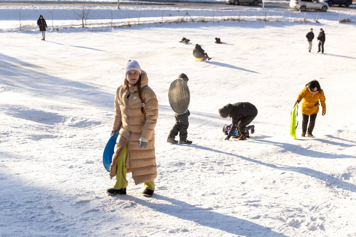 "Išsiilgę žiemos pramogų miestiečiai leidosi į gamtą"