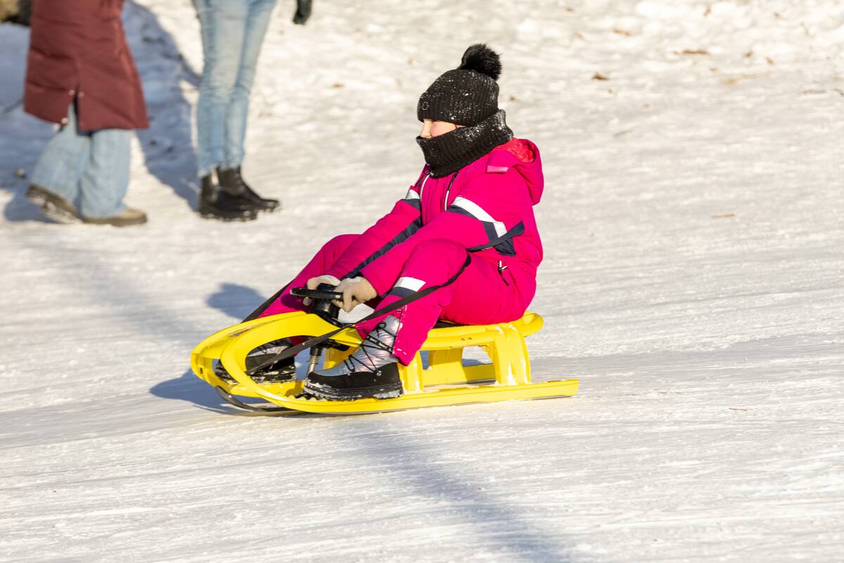 "Išsiilgę žiemos pramogų miestiečiai leidosi į gamtą"