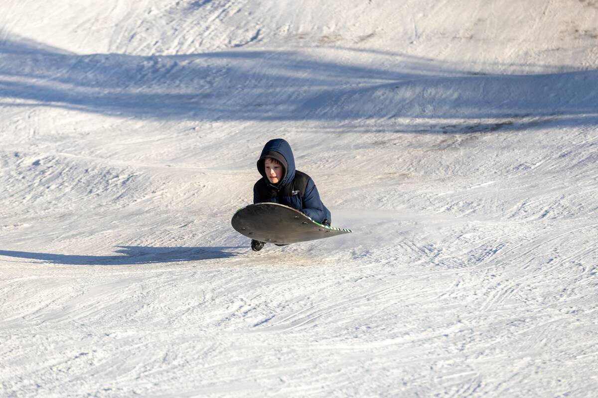 "Išsiilgę žiemos pramogų miestiečiai leidosi į gamtą"