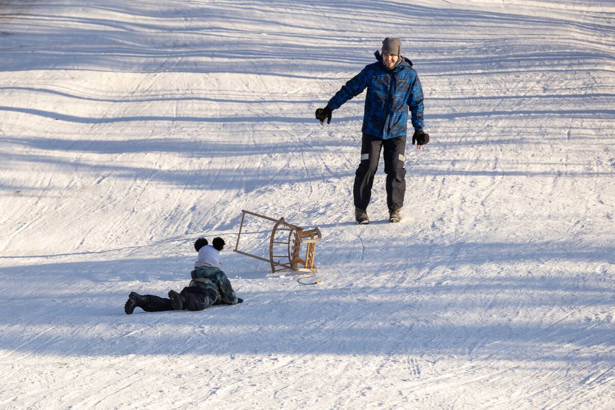 "Išsiilgę žiemos pramogų miestiečiai leidosi į gamtą"
