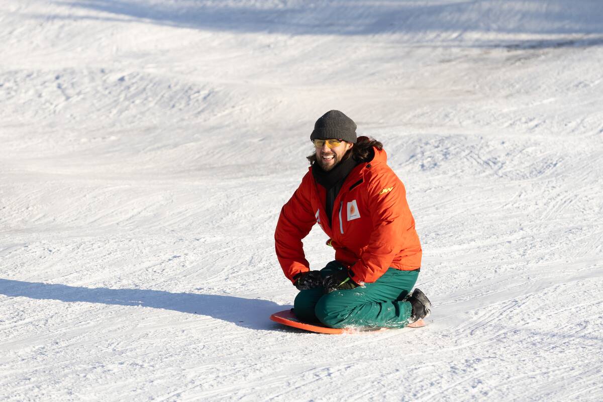"Išsiilgę žiemos pramogų miestiečiai leidosi į gamtą"