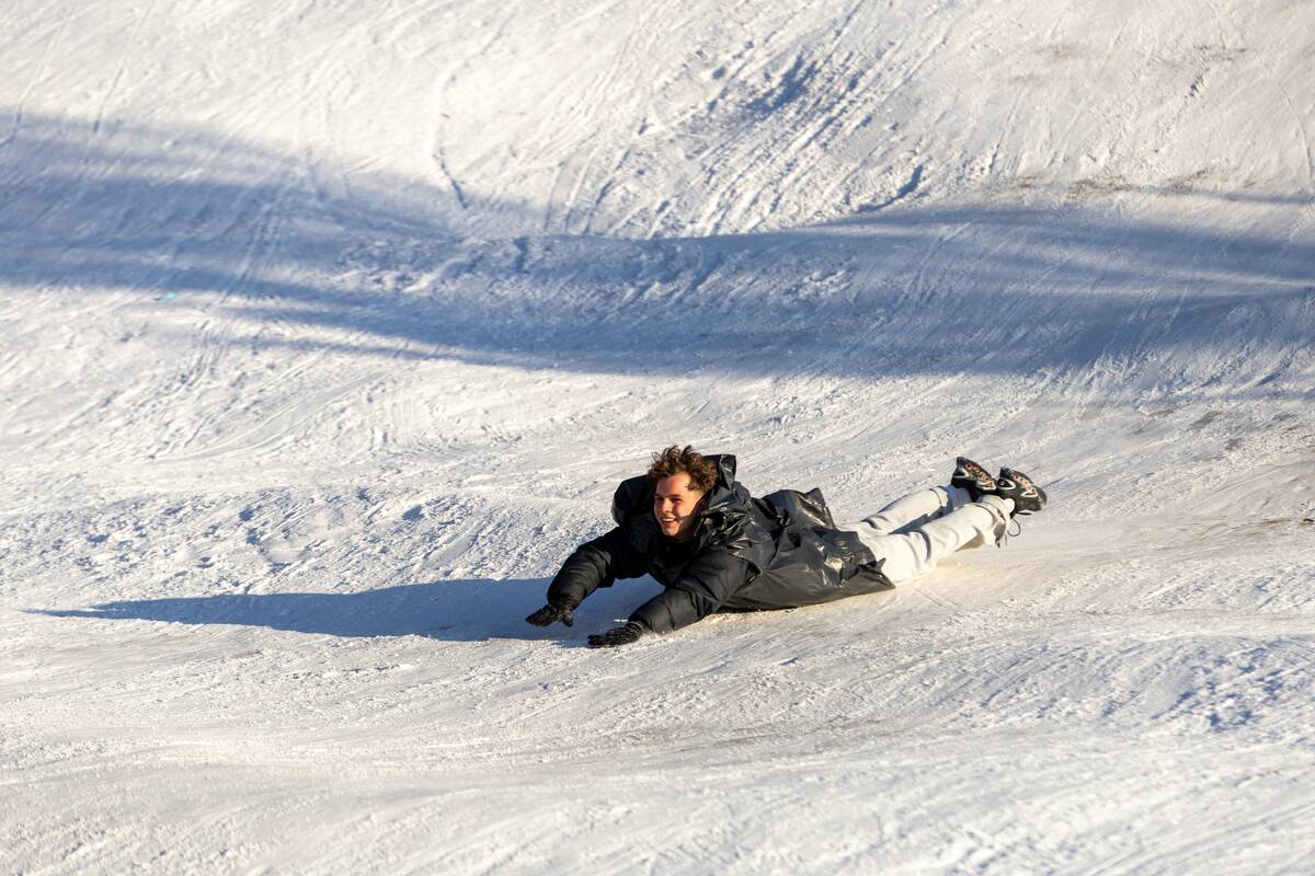 "Išsiilgę žiemos pramogų miestiečiai leidosi į gamtą"