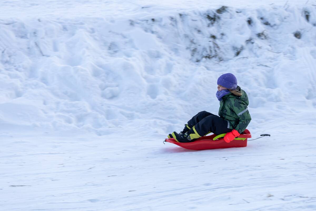 "Išsiilgę žiemos pramogų miestiečiai leidosi į gamtą"