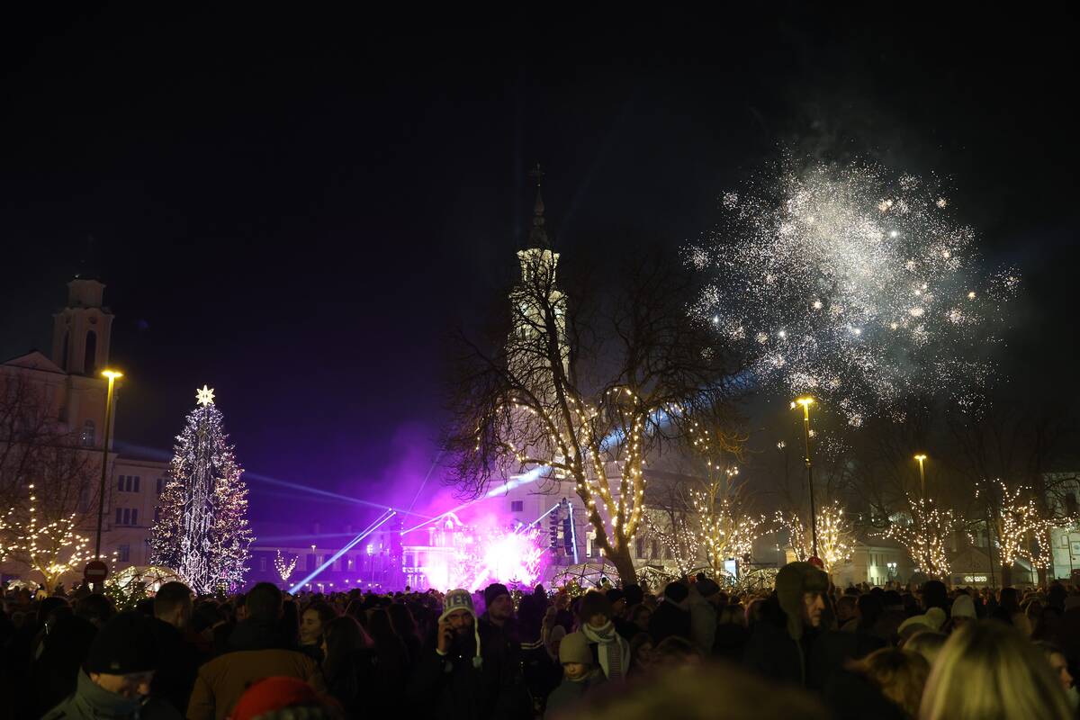 Kaunas džiaugsmingai pasitiko 2026-uosius!  