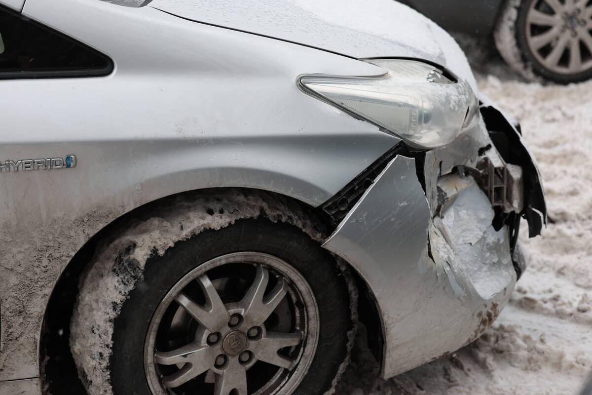 Petrašiūnuose – miškavežio ir lengvojo automobilio akistata