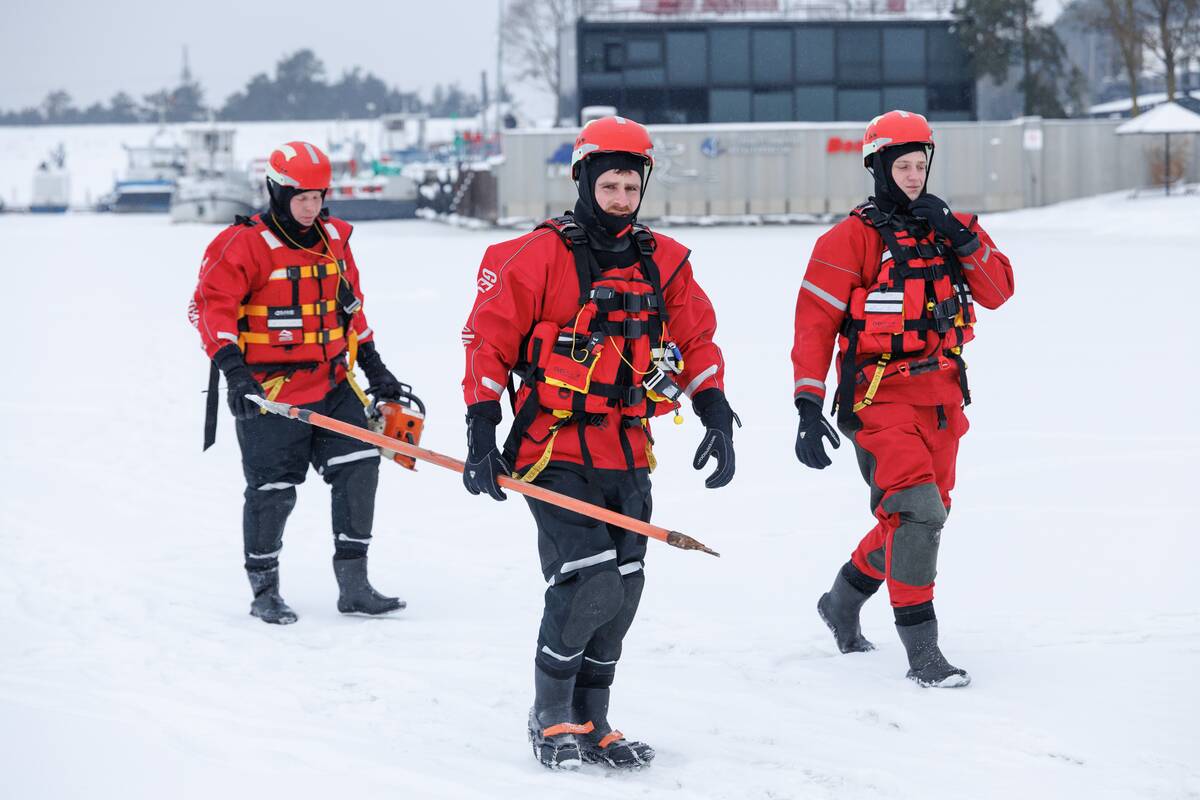 Parodomoji edukacija ant Kauno marių ledo