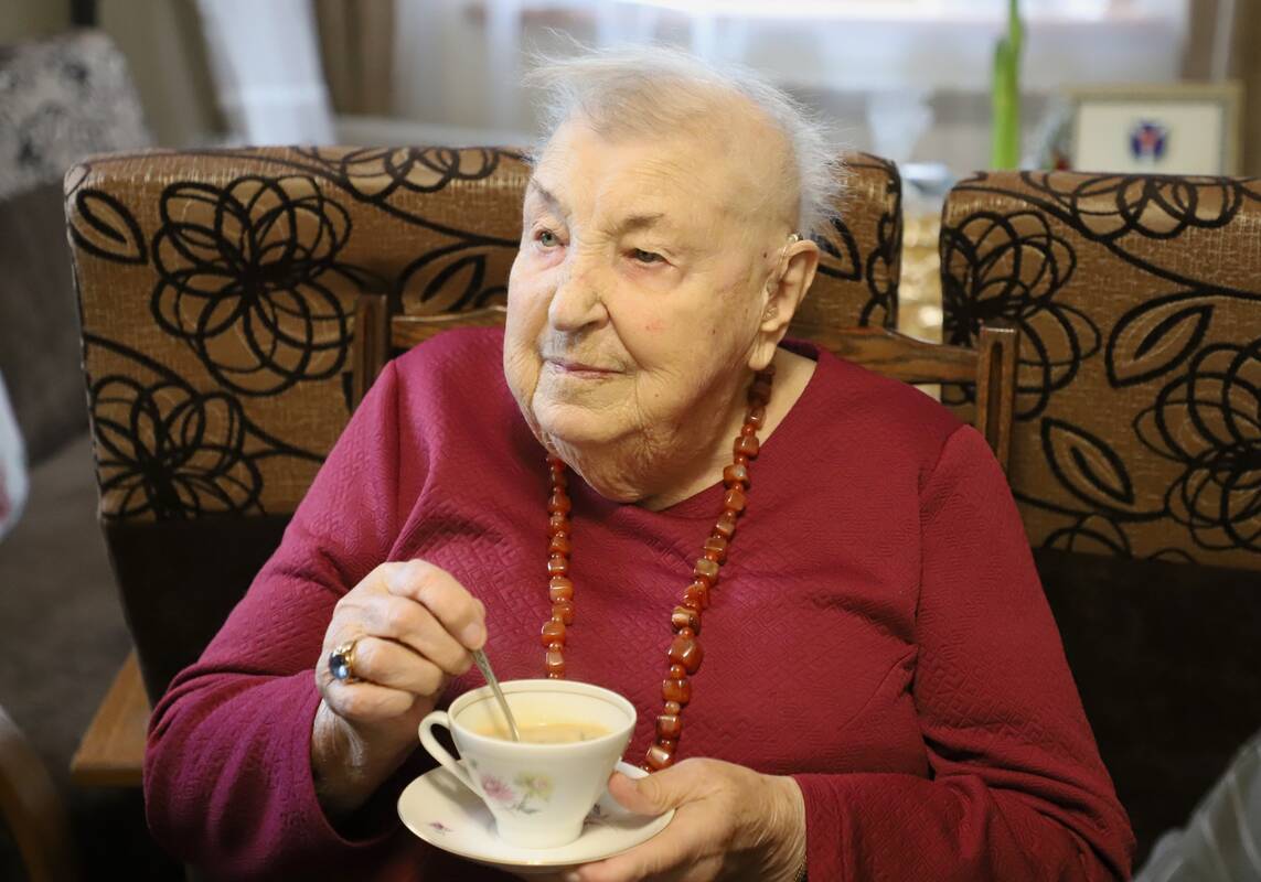 Hobis: vienas iš šimtametės G. Račkauskienės pomėgių buvo rinkti puodelius, atkeliavusius iš įvairių pasaulio šalių.