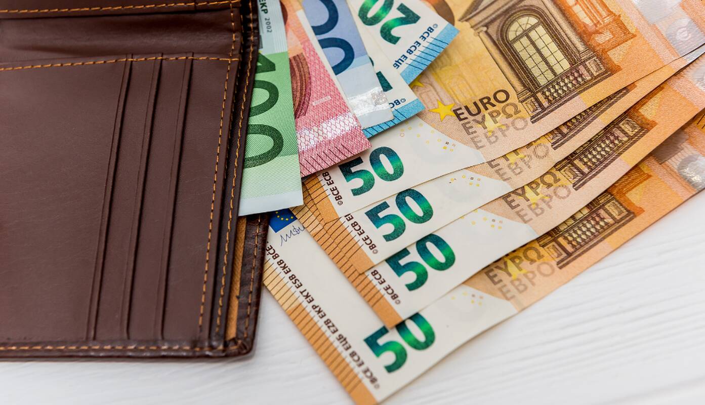 Sukčiams pervesti pinigai – kliento problema?