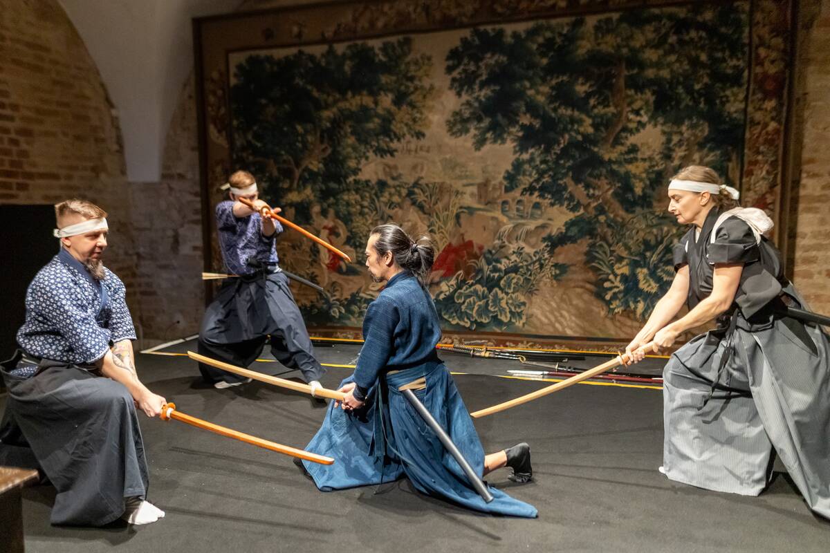  Paroda „Didybė mažume. Japoniškų kardų meninės detalės, grafika, miniatiūrinė skulptūra“