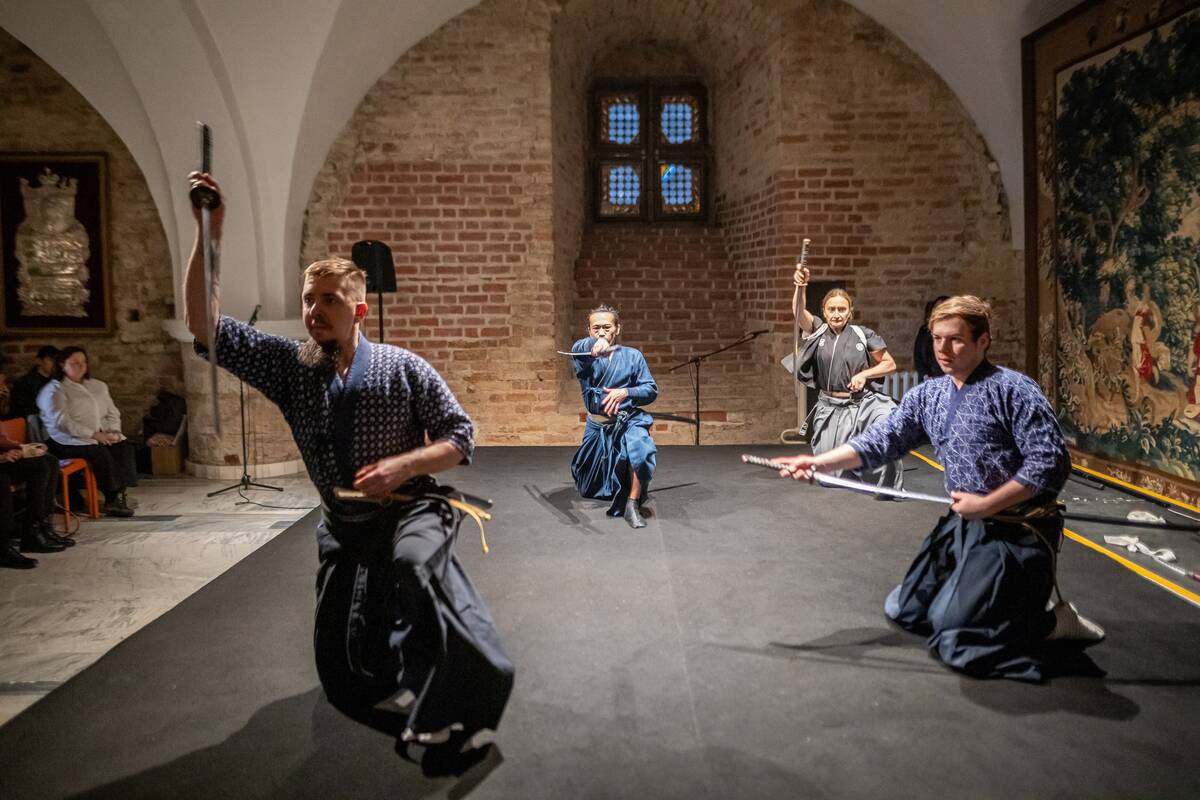  Paroda „Didybė mažume. Japoniškų kardų meninės detalės, grafika, miniatiūrinė skulptūra“
