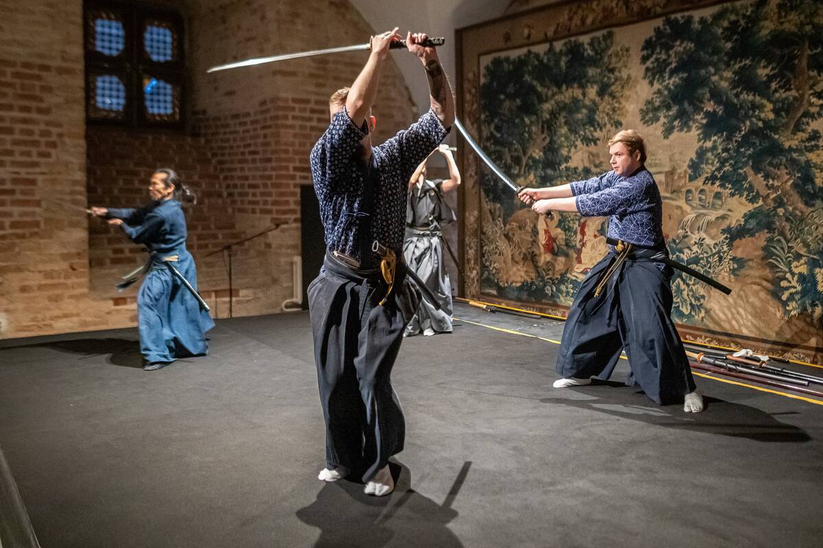 Paroda „Didybė mažume. Japoniškų kardų meninės detalės, grafika, miniatiūrinė skulptūra“