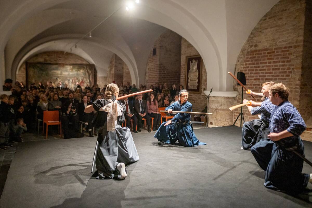  Paroda „Didybė mažume. Japoniškų kardų meninės detalės, grafika, miniatiūrinė skulptūra“