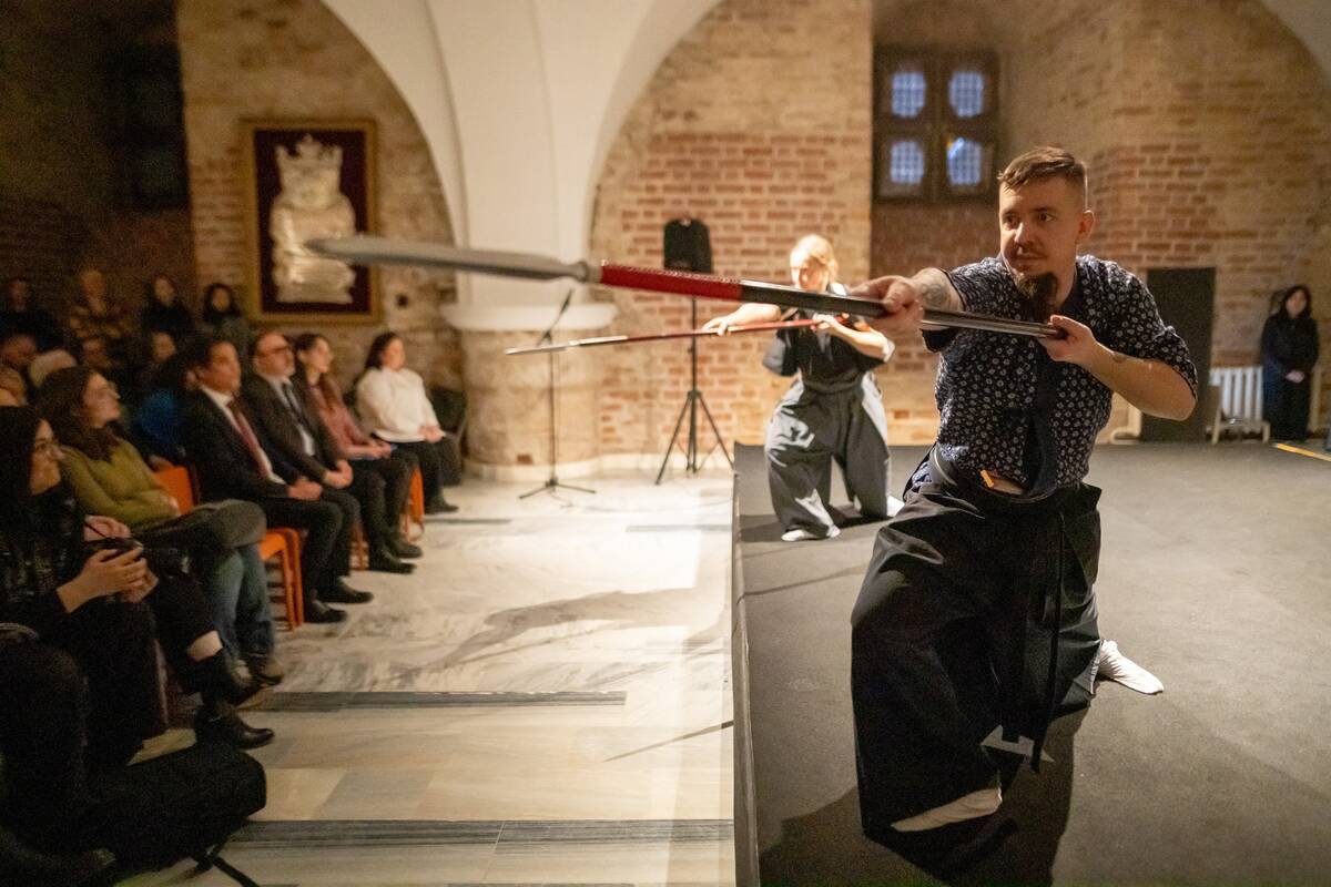  Paroda „Didybė mažume. Japoniškų kardų meninės detalės, grafika, miniatiūrinė skulptūra“