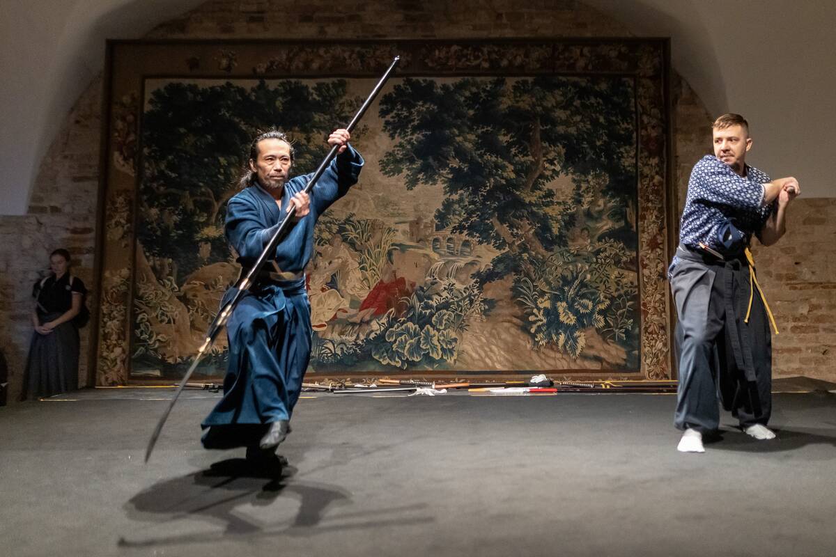  Paroda „Didybė mažume. Japoniškų kardų meninės detalės, grafika, miniatiūrinė skulptūra“