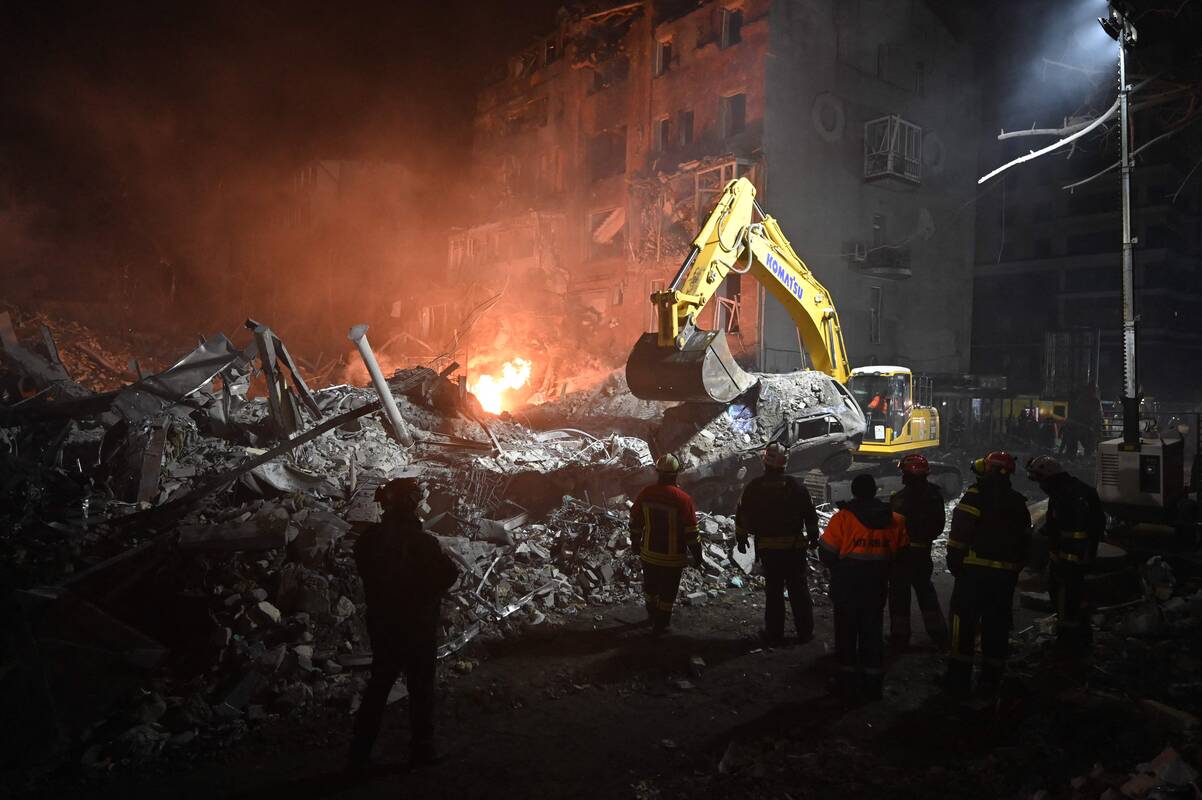 Per raketų smūgį Charkive sužeistų žmonių skaičius išaugo iki 30