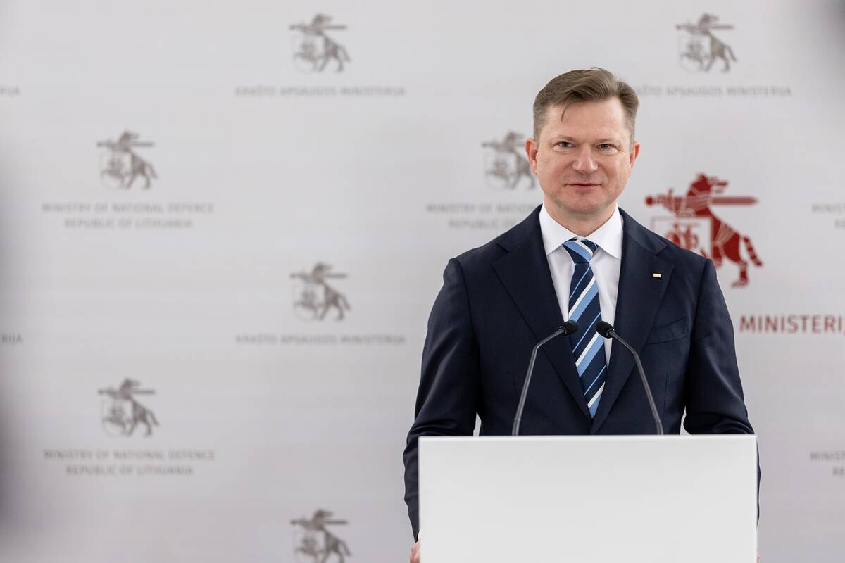 Rūdninkų karinio miestelio vystymo II etapo sutarčių pasirašymas