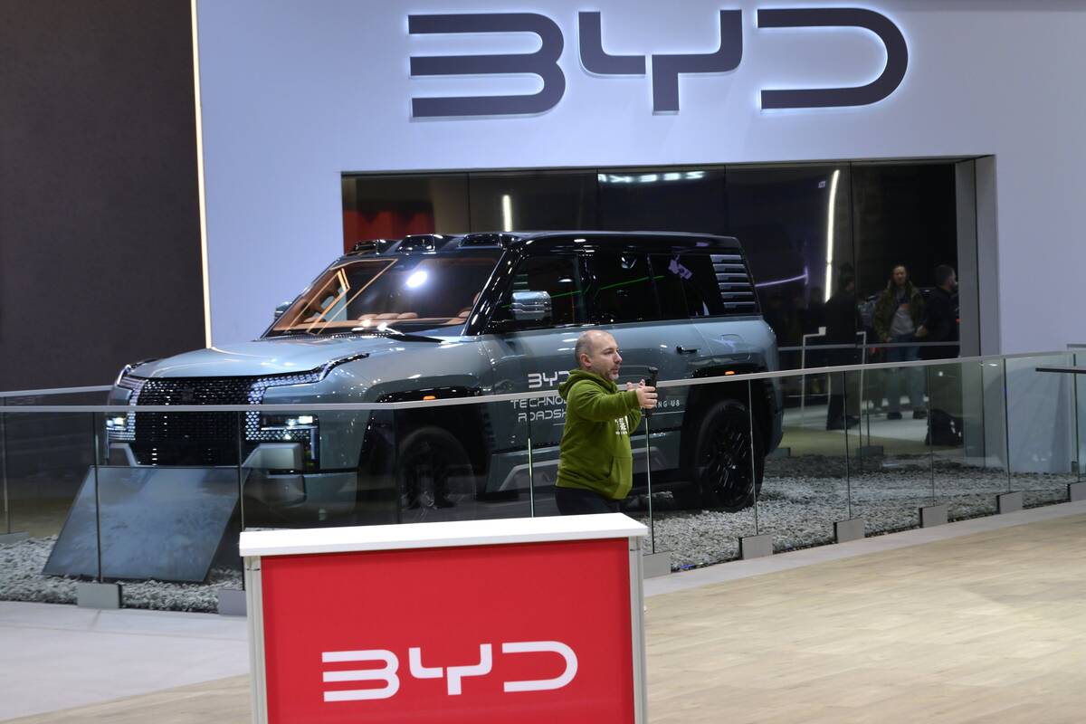 ES siūlo Kinijai alternatyvą dideliems elektromobilių muitams