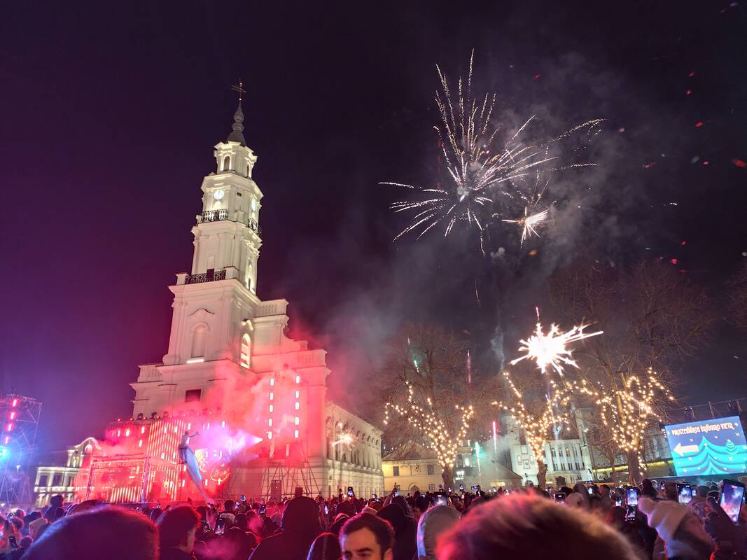 Kaunas džiaugsmingai pasitiko 2026-uosius!  