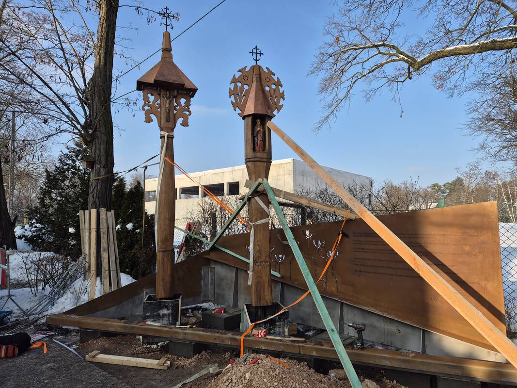 Čiurlionio atminimas įamžintas jo mirties vietoje netoli Varšuvos