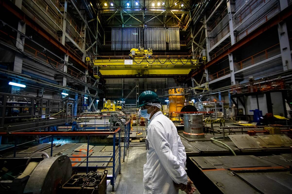 Ignalinos AE pradeda pagrindinių pastatų griovimo galimybių analizę