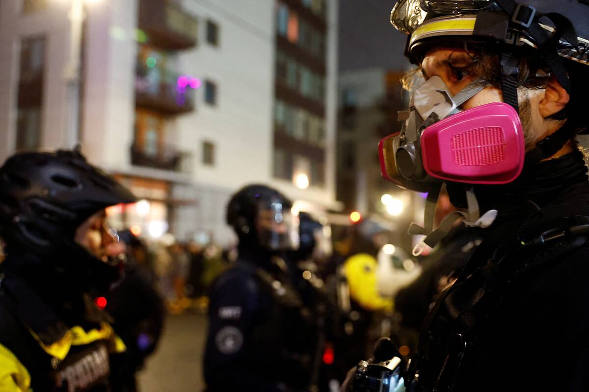 Imigracijos pareigūnas Portlande pašovė du žmones