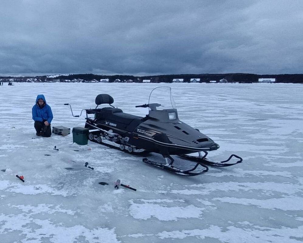 Bandymai: ties Nida žvejai gali tik pažiopsoti į baltus ledo tyrus, čia niekas nekimba. Silpni kibimai savaitgalį buvo ties Preila, bet normalių laimikių čia nesulaukta.