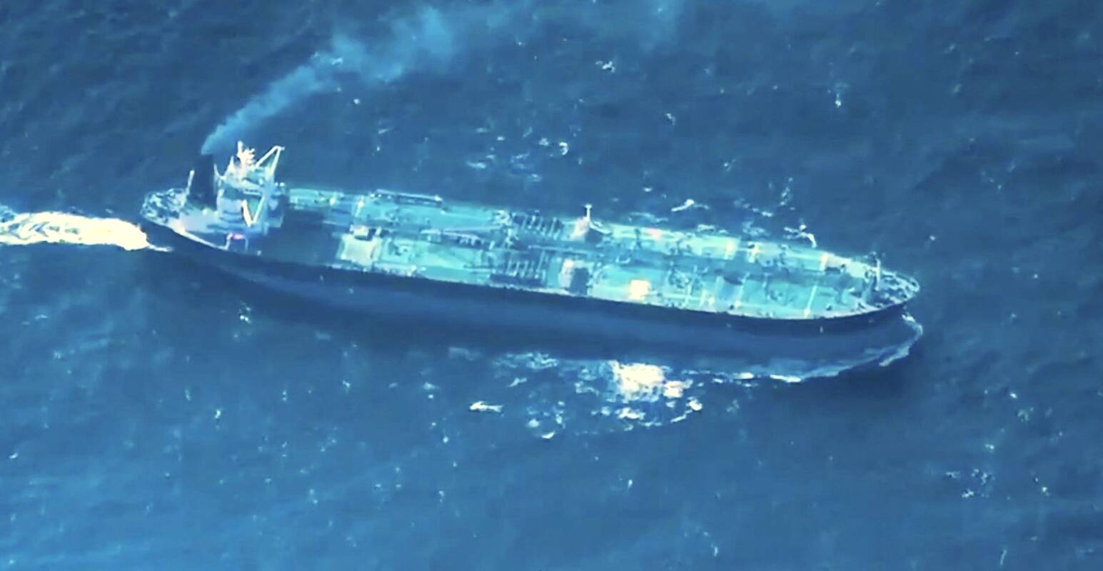 Operacija: šią savaitę JAV kariuomenė Karibų jūroje sulaikė dar vieną naftos tanklaivį, kuriam taikomos sankcijos ir kuris yra Rusijos šešėlinio laivyno dalis.