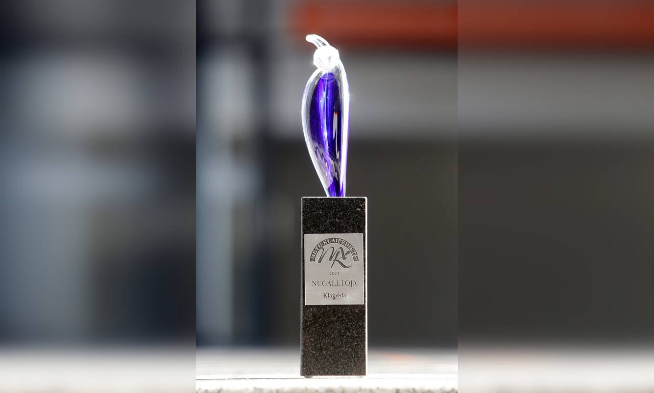Akcentas: klaipėdiečių išrinktai Metų klaipėdietei bus įteikta tradicinė statulėlė ir kitos dovanos.