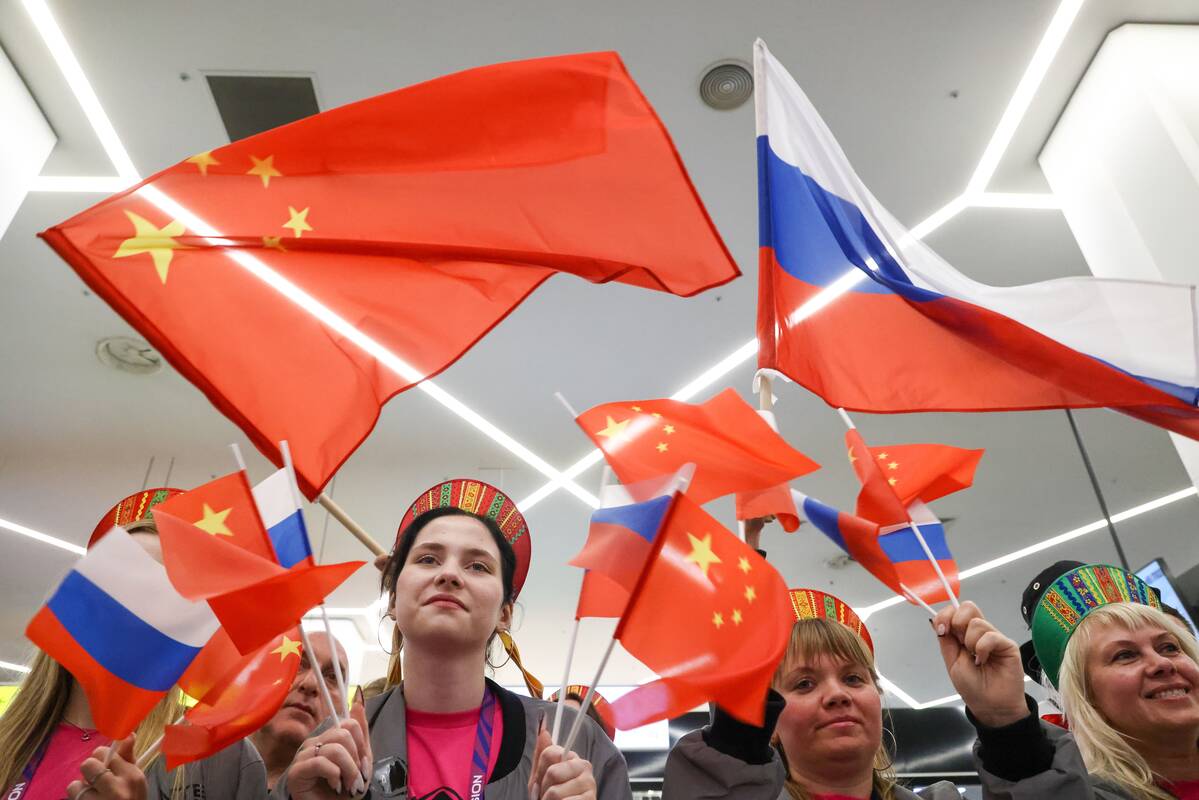 Pirmą kartą per penkerius metus sumažėjo Kinijos prekyba su Rusija