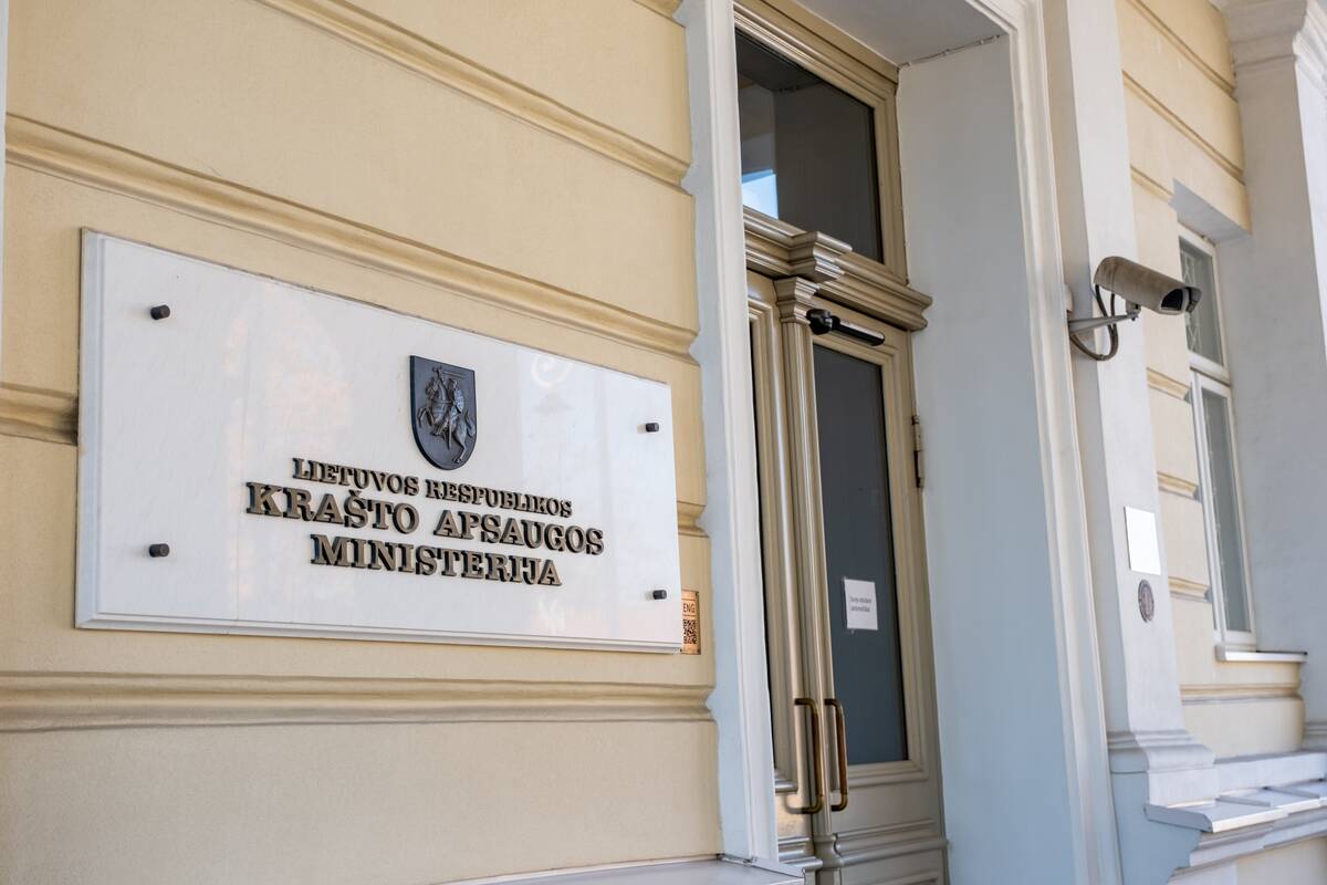 KAM: NATO naikintuvai praėjusią savaitę vieną kartą kilo atpažinti ir lydėti Rusijos orlaivių