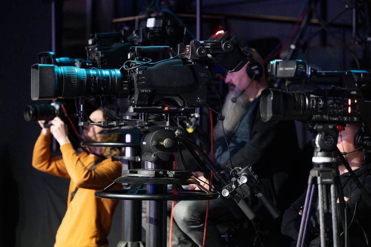 Apklausa: kiek žmonių pasitiki žiniasklaida?