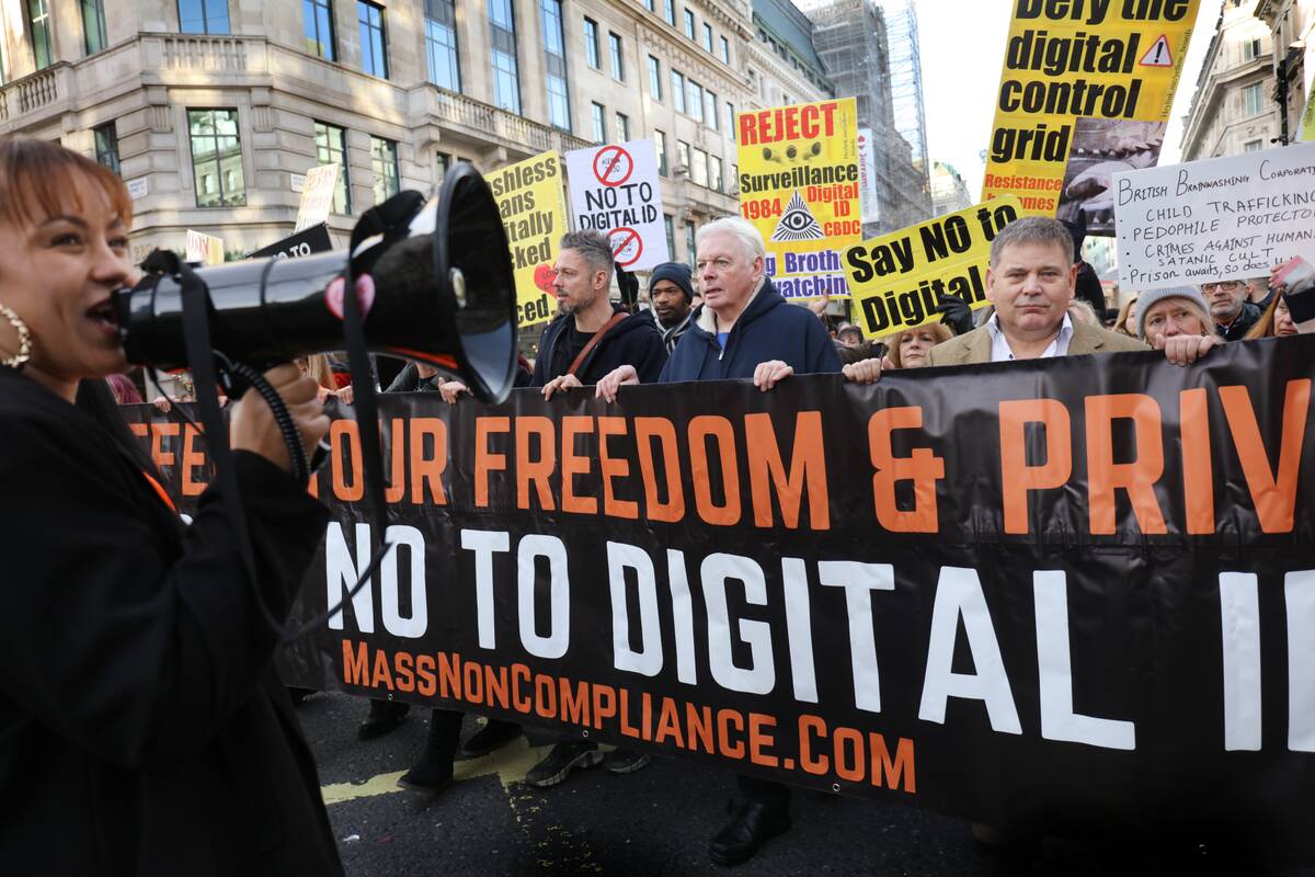 JK po kritikos švelnina planus dėl privalomų skaitmeninių asmens tapatybės kortelių