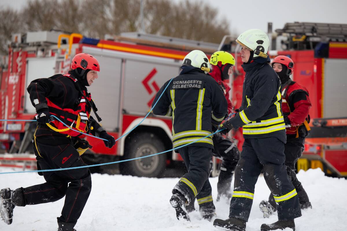 Klaipėdoje užsiliepsnojo butas