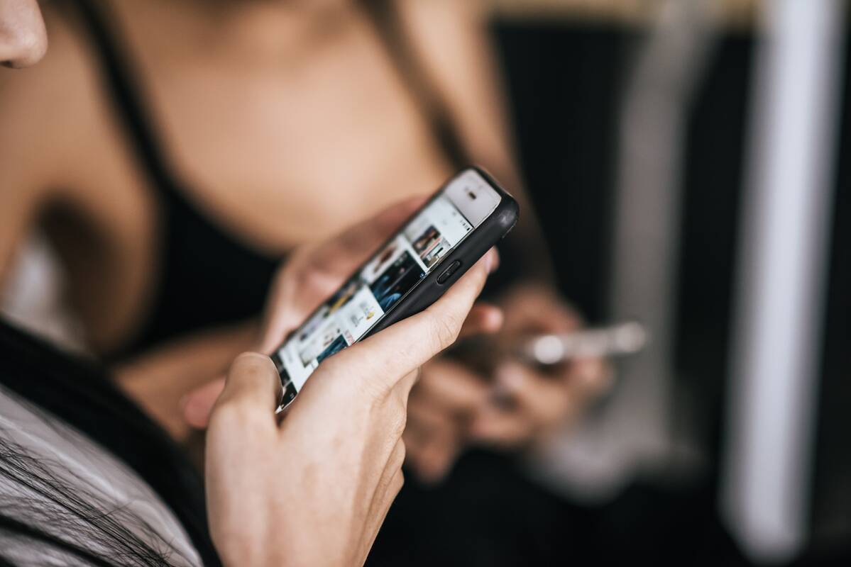 Kaip socialiniai tinklai veikia paauglių psichinę sveikatą: stebinantis tyrėjų atradimas