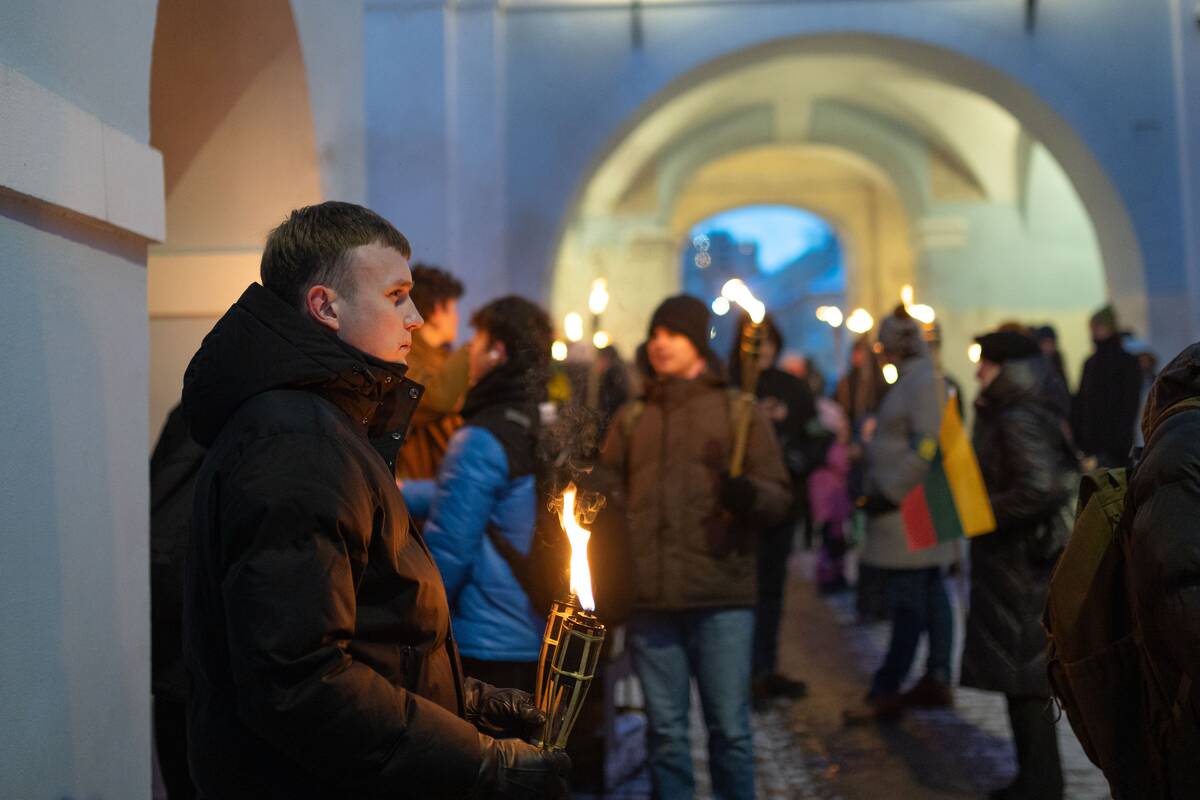 Kasmetinės deglų eitynės Vilniuje – nuo J. Basanavičiaus aikštės iki Lukiškių aikštės
