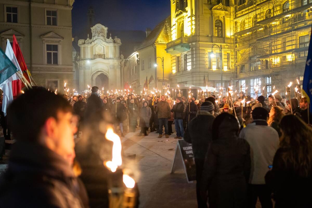 Kasmetinės deglų eitynės Vilniuje – nuo J. Basanavičiaus aikštės iki Lukiškių aikštės