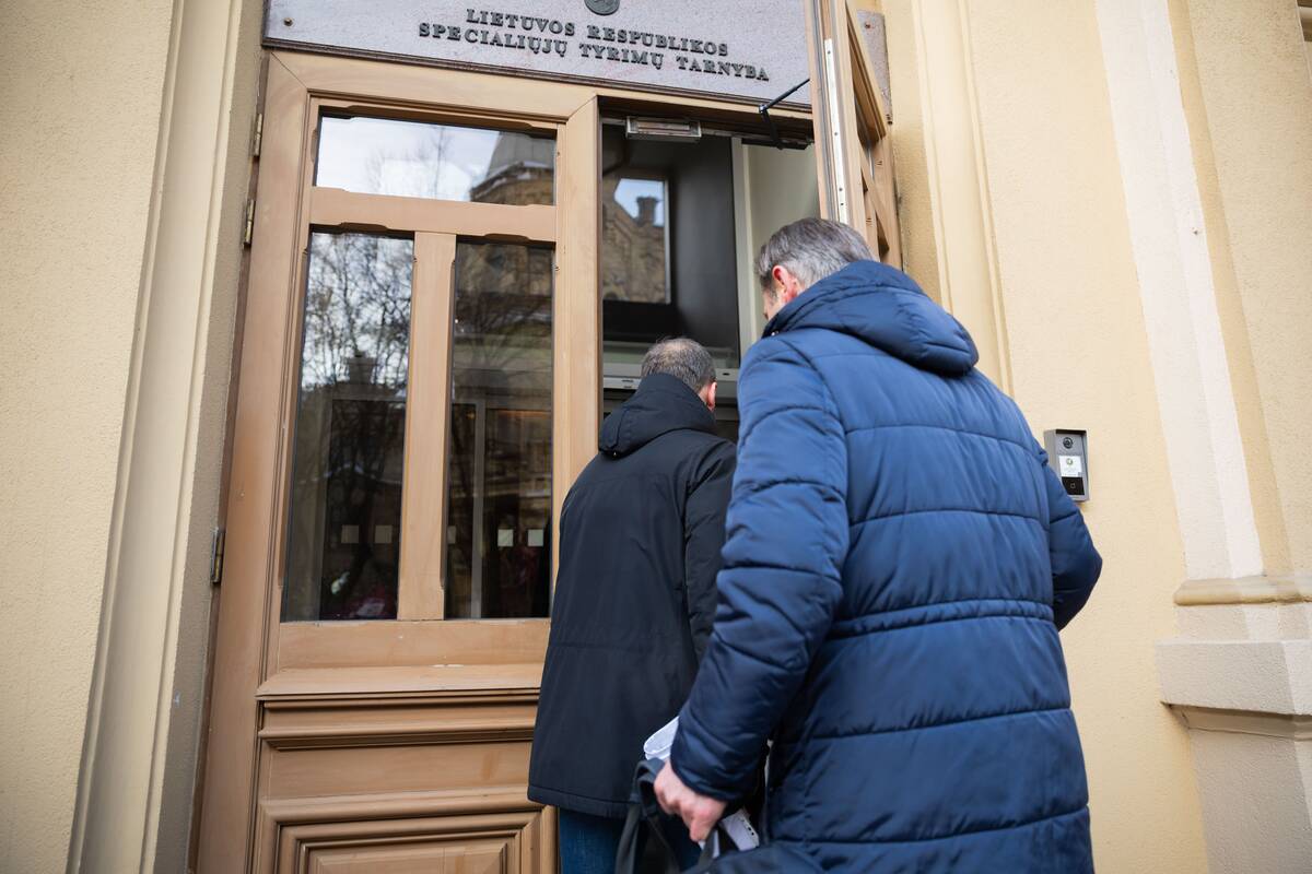 Gintautas Paluckas atvyko į STT apklausai