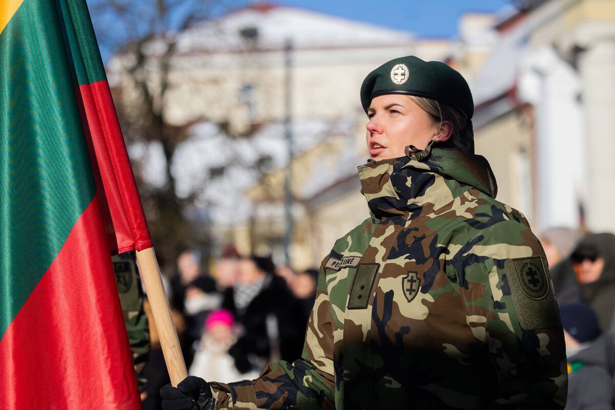 Vėliavų pakėlimo ceremonija