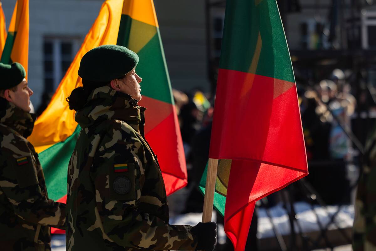 Vėliavų pakėlimo ceremonija