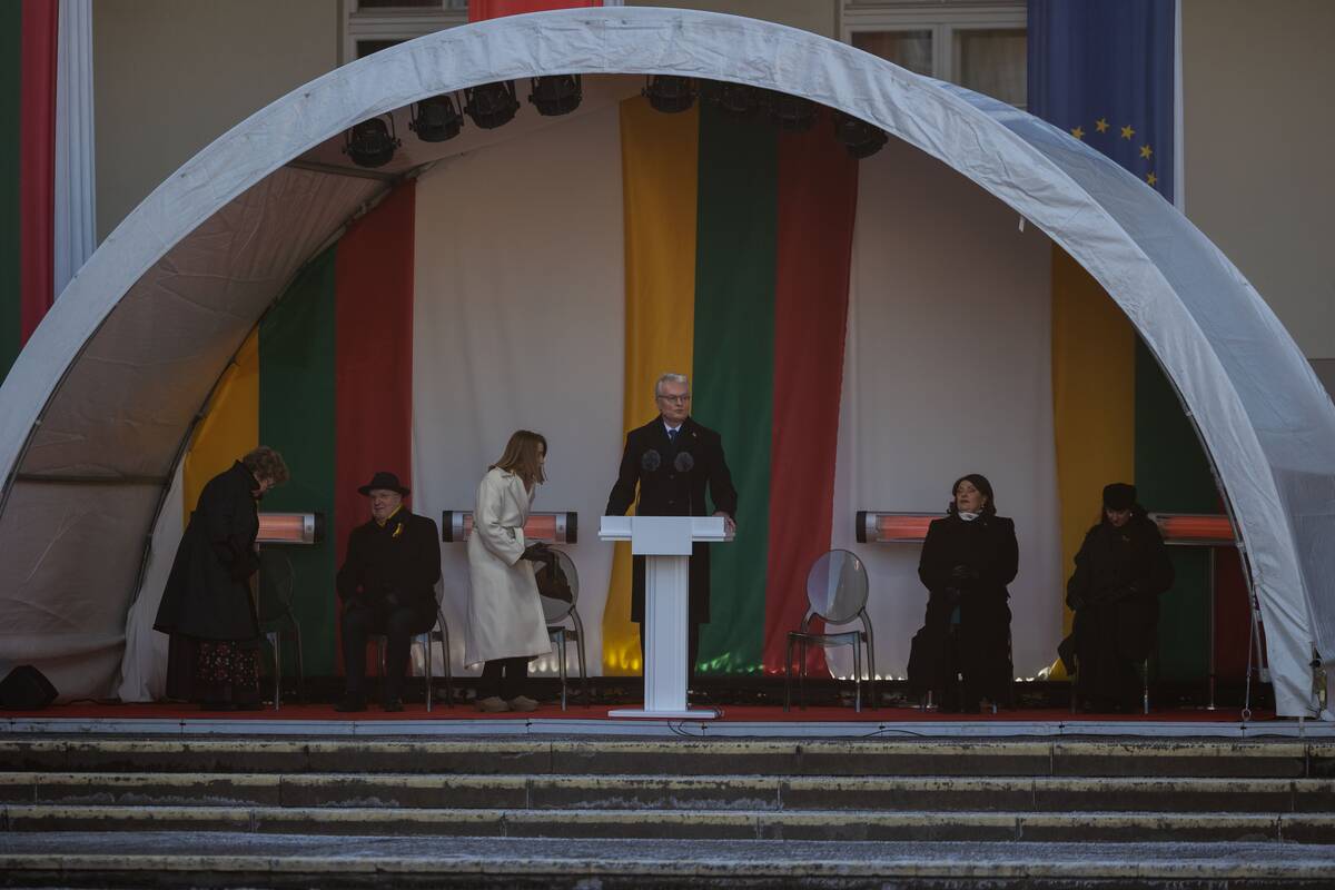 Vėliavų pakėlimo ceremonija
