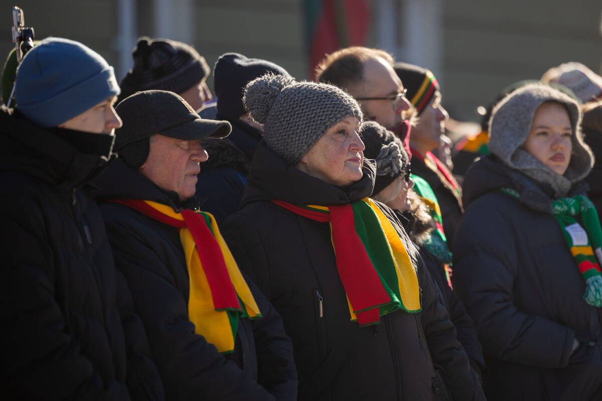 Vėliavų pakėlimo ceremonija