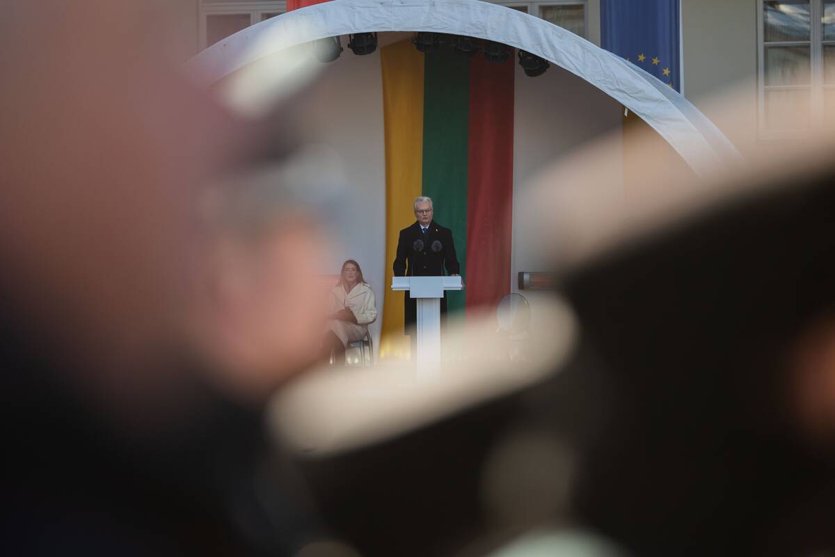 Vėliavų pakėlimo ceremonija