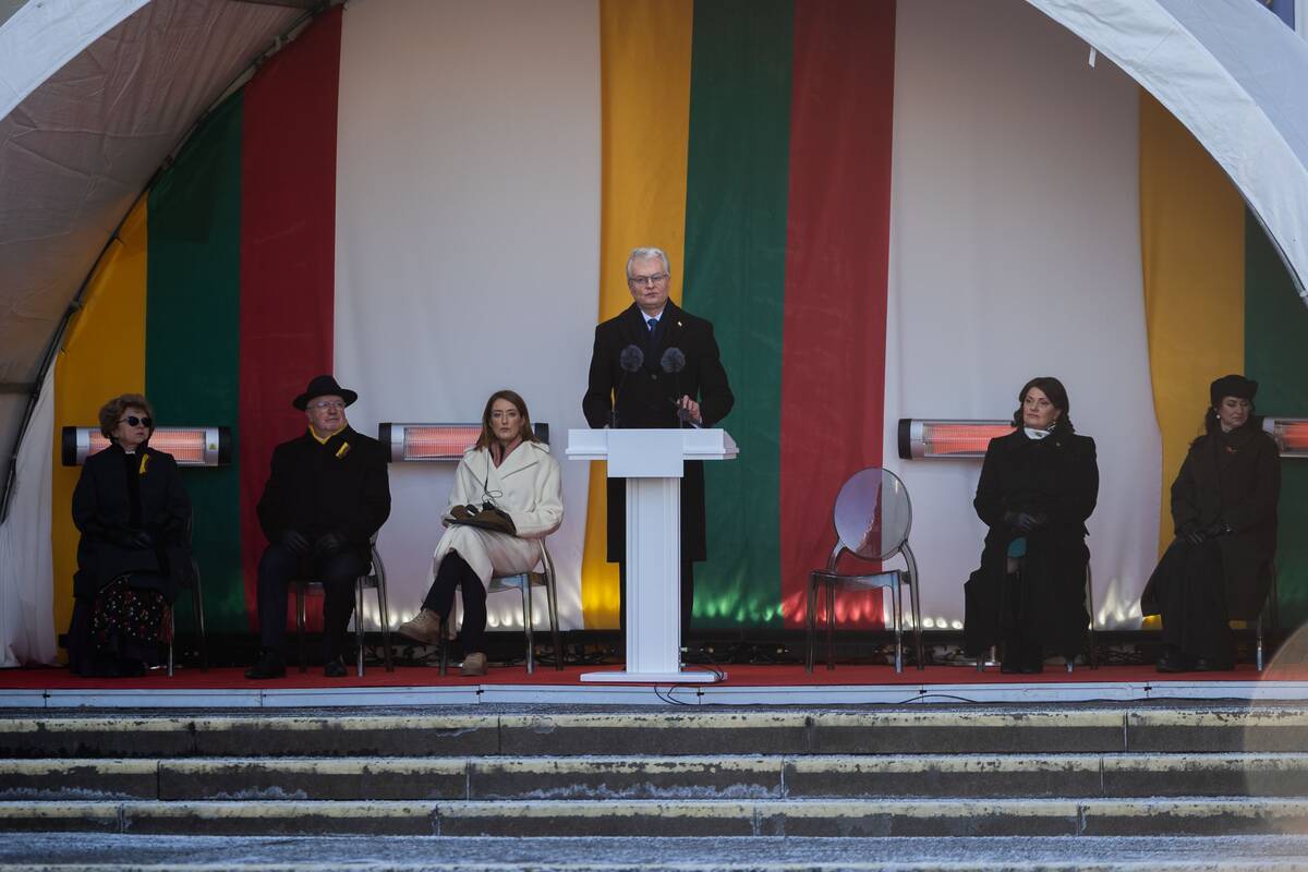 Vėliavų pakėlimo ceremonija