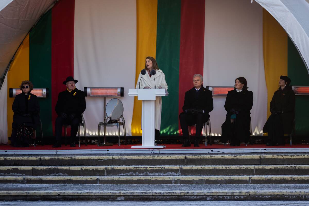 Vėliavų pakėlimo ceremonija