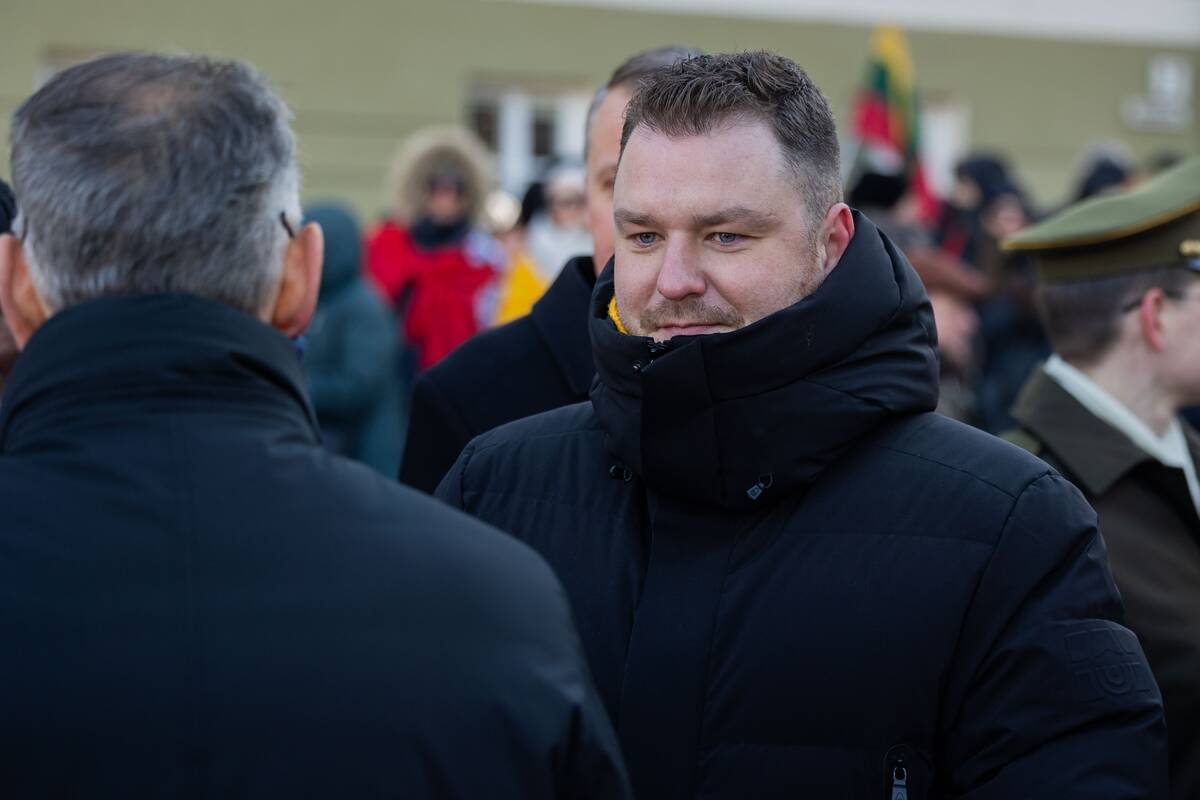 Vėliavų pakėlimo ceremonija